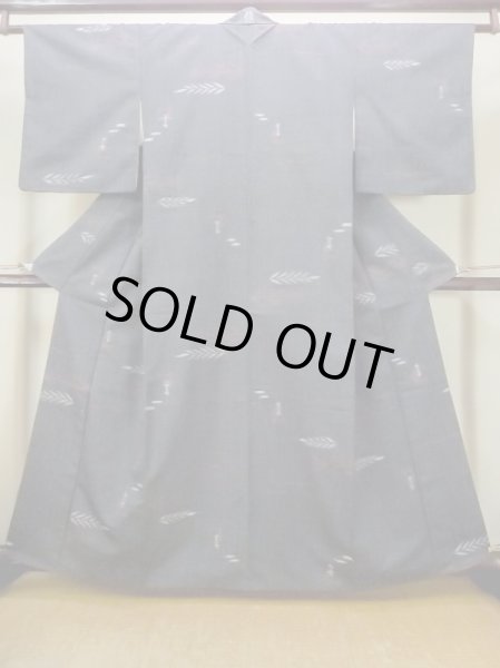 画像1: N0124C Mint  女性用 紬  シルク（正絹）  深い 灰色, 草 【中古】 【USED】 【リサイクル】 ★★★★☆ (1)