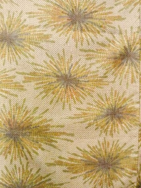 画像4: N0130A  女性用 単衣  シルク(正絹) 淡い 灰色がかった 緑色, 花 【中古】 【USED】 【リサイクル】 ★★☆☆☆ (4)