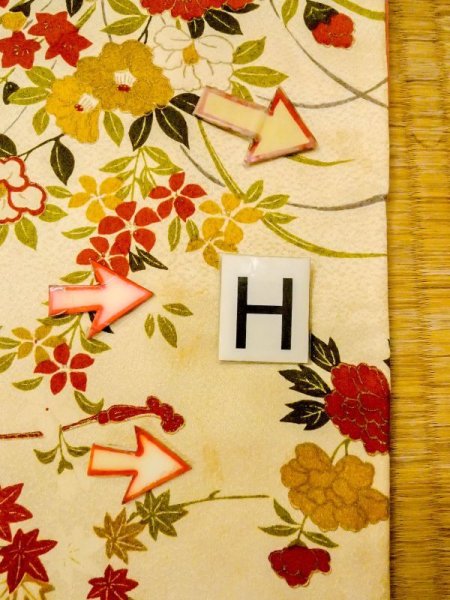 画像21: N0130D  女性用 小紋  シルク(正絹)   アイボリー, ぼたん 【中古】 【USED】 【リサイクル】 ★★☆☆☆ (21)