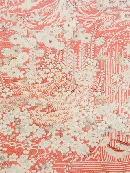 画像6: N0130G  女性用 小紋  シルク(正絹)  淡い 珊瑚色, ぼたん 【中古】 【USED】 【リサイクル】 ★★★☆☆ (6)