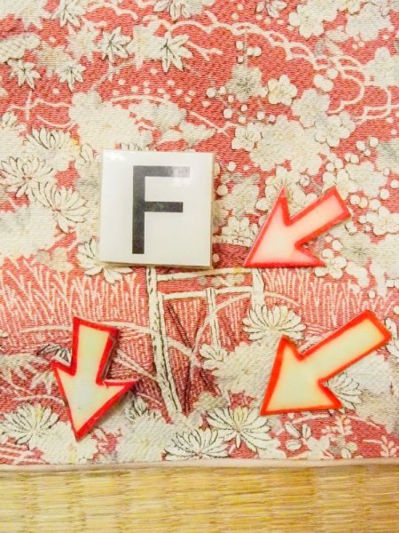 画像19: N0130G  女性用 小紋  シルク(正絹)  淡い 珊瑚色, ぼたん 【中古】 【USED】 【リサイクル】 ★★★☆☆ (19)