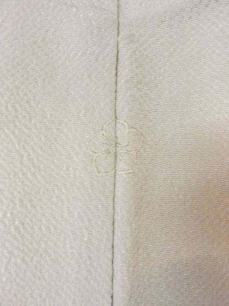 画像5: N0130K  女性用 色無地  シルク(正絹) 淡い 緑み 灰色,  【中古】 【USED】 【リサイクル】 ★★★☆☆ (5)
