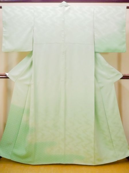 画像1: N0130P  女性用 付下げ  化繊 淡い 薄い 緑色, かすみ 【中古】 【USED】 【リサイクル】 ★★☆☆☆ (1)