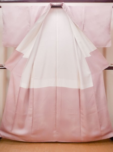 画像2: N0130R  女性用 色無地  シルク(正絹)   桃色, ぼかし 【中古】 【USED】 【リサイクル】 ★★☆☆☆ (2)