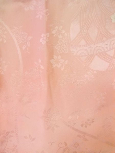 画像5: N0131B  女性用 子供用 汚れ/染み まり シルク(正絹) 淡い 薄い 桃色, 青海波 【中古】 【USED】 【リサイクル】 ★☆☆☆☆ (5)