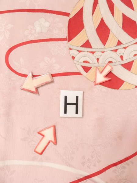 画像23: N0131B  女性用 子供用 汚れ/染み まり シルク(正絹) 淡い 薄い 桃色, 青海波 【中古】 【USED】 【リサイクル】 ★☆☆☆☆ (23)