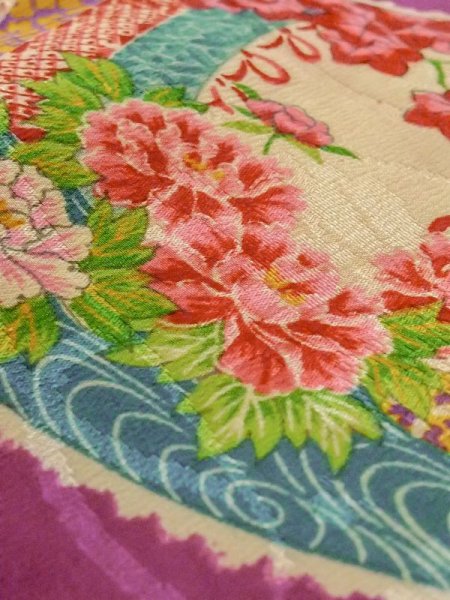 画像11: N0209A  女性用 子供用 綿入り シルク(正絹)   アイボリー, 桜 【中古】 【USED】 【リサイクル】 ★★☆☆☆ (11)