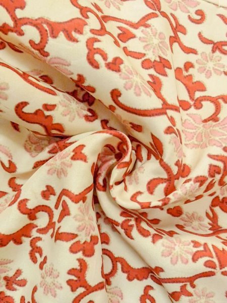 画像12: N0209A  女性用 子供用 綿入り シルク(正絹)   アイボリー, 桜 【中古】 【USED】 【リサイクル】 ★★☆☆☆ (12)
