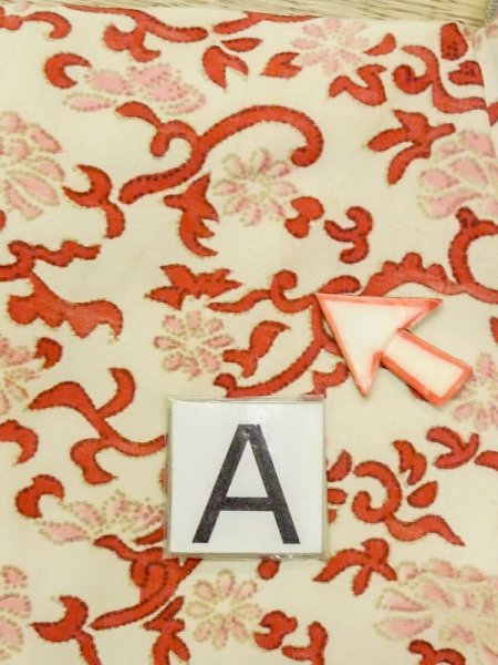 画像15: N0209A  女性用 子供用 綿入り シルク(正絹)   アイボリー, 桜 【中古】 【USED】 【リサイクル】 ★★☆☆☆ (15)