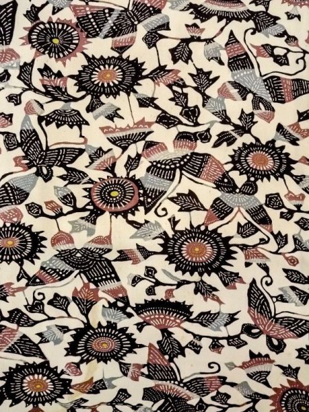 画像4: N0209B  女性用 羽織  シルク(正絹)   アイボリー, 花 【中古】 【USED】 【リサイクル】 ★☆☆☆☆ (4)