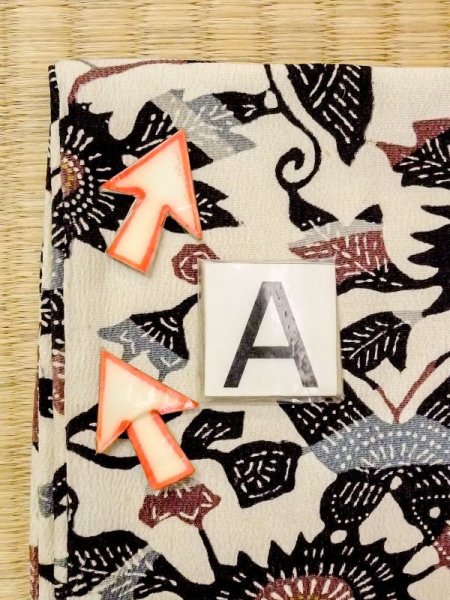 画像14: N0209B  女性用 羽織  シルク(正絹)   アイボリー, 花 【中古】 【USED】 【リサイクル】 ★☆☆☆☆ (14)