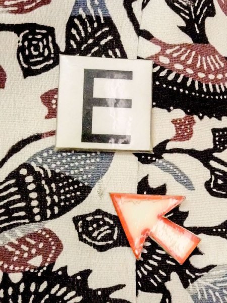 画像18: N0209B  女性用 羽織  シルク(正絹)   アイボリー, 花 【中古】 【USED】 【リサイクル】 ★☆☆☆☆ (18)