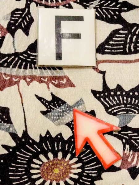 画像19: N0209B  女性用 羽織  シルク(正絹)   アイボリー, 花 【中古】 【USED】 【リサイクル】 ★☆☆☆☆ (19)