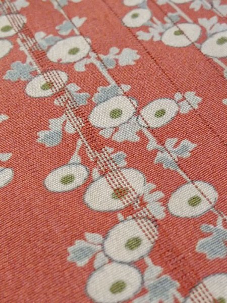 画像8: N0209E  女性用 羽織  シルク(正絹)  淡い 朱赤, 縞 【中古】 【USED】 【リサイクル】 ★★★☆☆ (8)