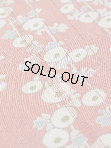 画像8: N0209E  女性用 羽織  シルク（正絹）  淡い 朱赤, 縞 【中古】 【USED】 【リサイクル】 ★★★☆☆ (8)