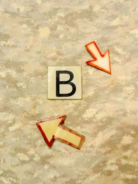 画像15: N0209K  女性用 羽織  シルク(正絹)  淡い 茶色, 抽象的模様 【中古】 【USED】 【リサイクル】 ★★☆☆☆ (15)