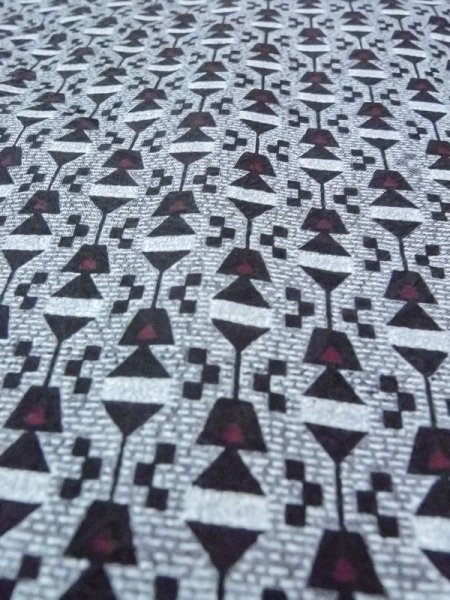 画像8: N0209O Mint  女性用 羽織  シルク(正絹)   灰色, 幾何学模様 【中古】 【USED】 【リサイクル】 ★★★★☆ (8)