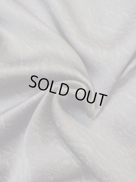 画像9: N0209P Mint  女性用 羽織  シルク（正絹）   灰色, 抽象的模様 【中古】 【USED】 【リサイクル】 ★★★★☆ (9)