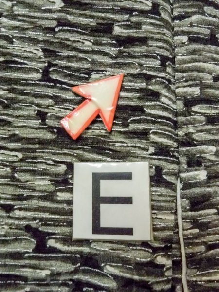 画像18: N0209S  女性用 羽織  シルク(正絹)   黒, 抽象的模様 【中古】 【USED】 【リサイクル】 ★★★☆☆ (18)