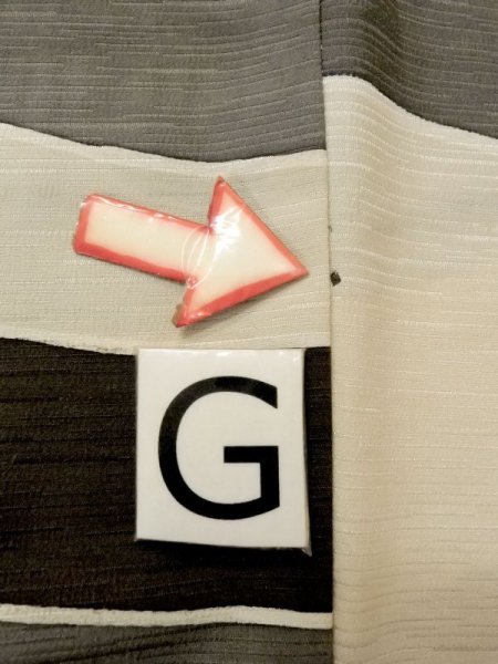 画像20: N0209T  女性用 羽織  シルク(正絹)   オフ ホワイト, 幾何学模様 【中古】 【USED】 【リサイクル】 ★★☆☆☆ (20)