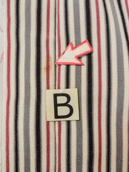 画像15: N0209V  女性用 羽織  シルク(正絹)   オフ ホワイト, 縞 【中古】 【USED】 【リサイクル】 ★★☆☆☆ (15)