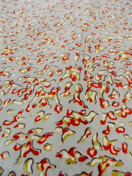 画像8: N0209Z  女性用 羽織  シルク(正絹)   灰色, 抽象的模様 【中古】 【USED】 【リサイクル】 ★☆☆☆☆ (8)