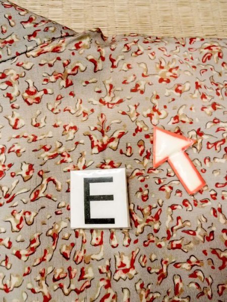 画像18: N0209Z  女性用 羽織  シルク(正絹)   灰色, 抽象的模様 【中古】 【USED】 【リサイクル】 ★☆☆☆☆ (18)