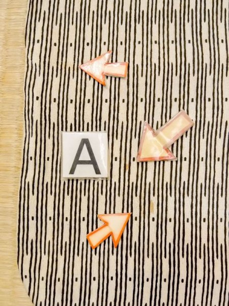 画像12: N0210B  女性用 羽織  シルク(正絹)   オフ ホワイト, 線 【中古】 【USED】 【リサイクル】 ★★☆☆☆ (12)