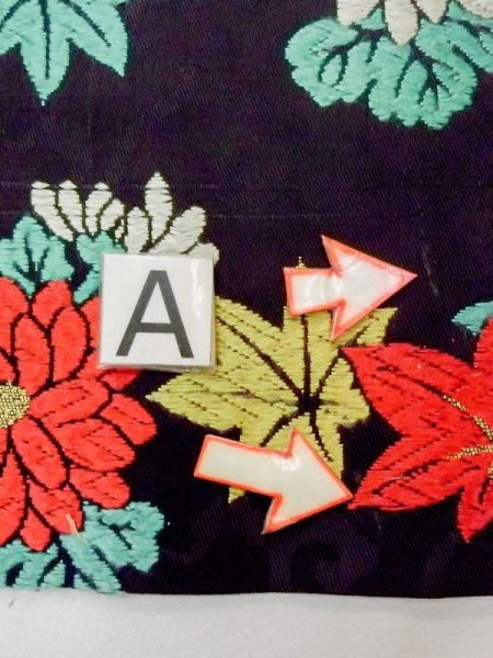 画像7: N0216H 名古屋帯 女性用着物 シルク(正絹)   黒 菊 【中古】 【USED】 【リサイクル】 ★★★☆☆ (7)