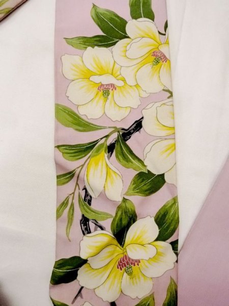 画像4: N0216L 名古屋帯 女性用着物 シルク(正絹)  淡い 桃色 花 【中古】 【USED】 【リサイクル】 ★★☆☆☆ (4)