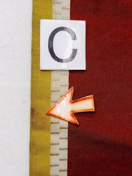 画像9: N0216S 名古屋帯 女性用着物 シルク(正絹)  鮮やか 黄色 縞 【中古】 【USED】 【リサイクル】 ★★☆☆☆ (9)