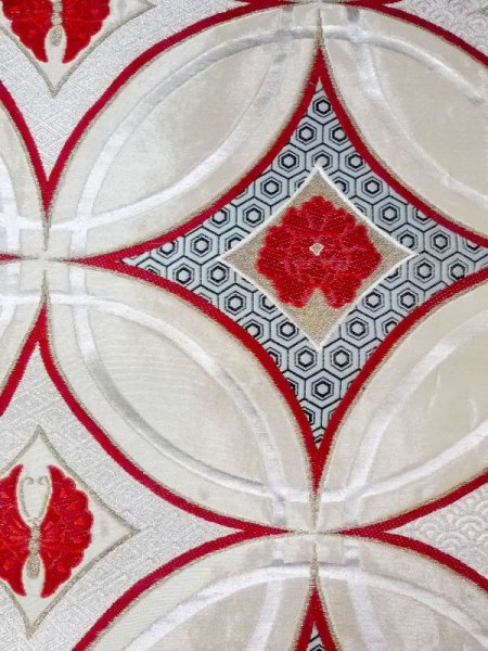 画像2: N0227D 袋帯 女性用着物 シルク(正絹)  光沢のある 銀色 ぼたん 【中古】 【USED】 【リサイクル】 ★★★★☆ (2)