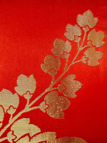 画像5: N0227F 袋帯 女性用着物 シルク(正絹)  光沢のある 赤色 菊 【中古】 【USED】 【リサイクル】 ★★☆☆☆ (5)