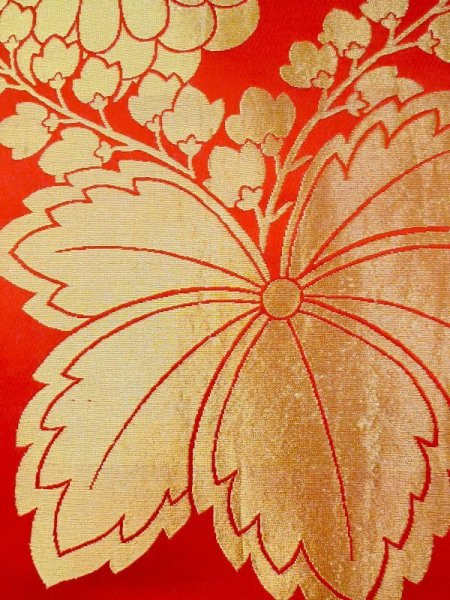 画像6: N0227F 袋帯 女性用着物 シルク(正絹)  光沢のある 赤色 菊 【中古】 【USED】 【リサイクル】 ★★☆☆☆ (6)