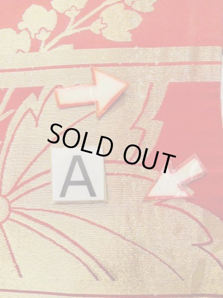 画像17: N0227F 袋帯 女性用着物 シルク（正絹）  光沢のある 赤色 菊 【中古】 【USED】 【リサイクル】 ★★☆☆☆ (17)