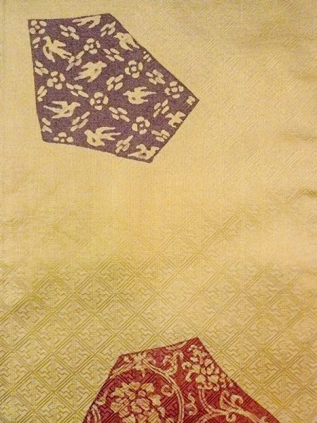 画像3: N0227G 袋帯 女性用着物 シルク（正絹）  光沢のある 金色 花 【中古】 【USED】 【リサイクル】 ★★☆☆☆ (3)