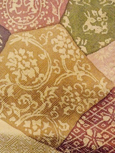 画像12: N0227G 袋帯 女性用着物 シルク（正絹）  光沢のある 金色 花 【中古】 【USED】 【リサイクル】 ★★☆☆☆ (12)