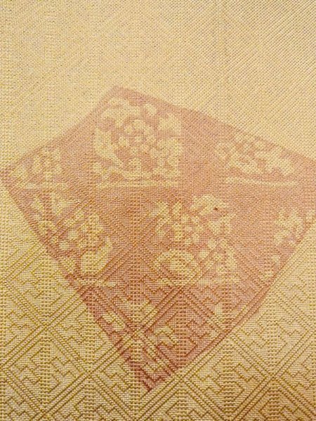 画像16: N0227G 袋帯 女性用着物 シルク（正絹）  光沢のある 金色 花 【中古】 【USED】 【リサイクル】 ★★☆☆☆ (16)