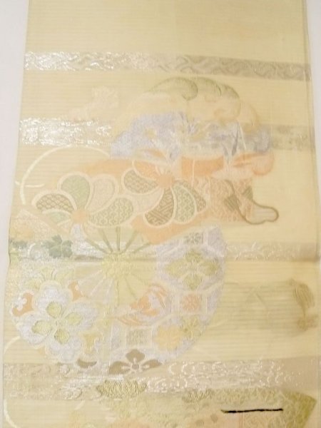 画像2: N0227T 袋帯 女性用着物 シルク(正絹)   アイボリー 花 【中古】 【USED】 【リサイクル】 ★★☆☆☆ (2)