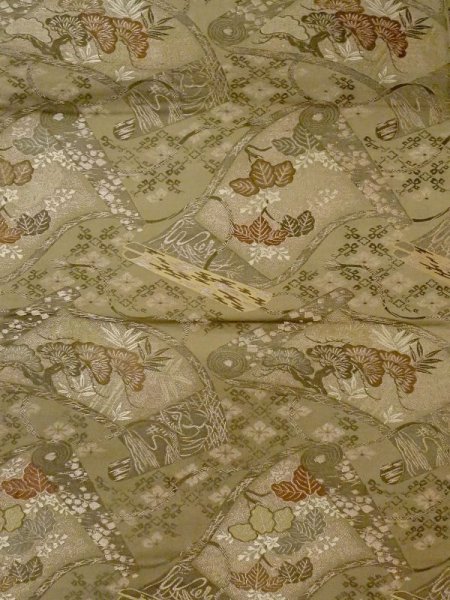 画像2: N0227Y 袋帯 女性用着物 シルク(正絹)   オリーブ 松/松葉 【中古】 【USED】 【リサイクル】 ★★☆☆☆ (2)