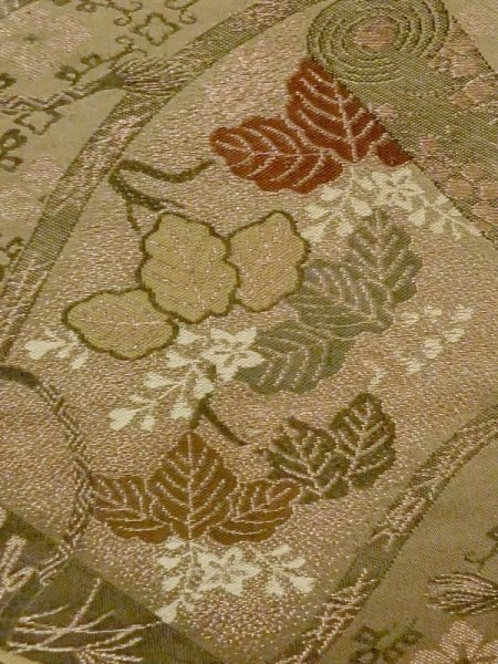 画像4: N0227Y 袋帯 女性用着物 シルク(正絹)   オリーブ 松/松葉 【中古】 【USED】 【リサイクル】 ★★☆☆☆ (4)