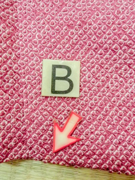 画像15: N0305L  女性用 羽織  シルク(正絹)  深い 桃色, あやめ 【中古】 【USED】 【リサイクル】 ★★★☆☆ (15)