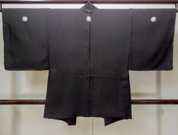 画像2: N0305P Mint  男性用羽織  シルク(正絹)   黒,  【新古品】 【USED】 【リサイクル】 ★★★☆☆ (2)