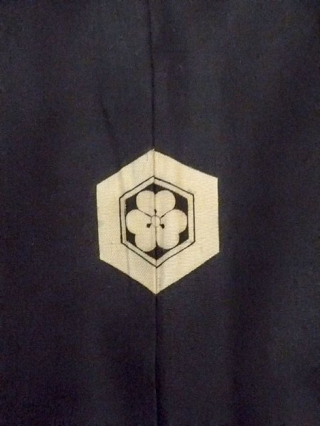 画像3: N0305S Mint  男性用羽織  シルク(正絹)   黒,  【新古品】 【USED】 【リサイクル】 ★☆☆☆☆ (3)