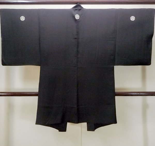 画像2: N0305T Mint  男性用羽織  シルク(正絹)   黒,  【新古品】 【USED】 【リサイクル】 ★★☆☆☆ (2)