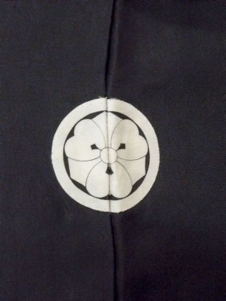 画像3: N0305V Mint  男性用羽織  シルク(正絹)   黒,  【新古品】 【USED】 【リサイクル】 ★★☆☆☆ (3)