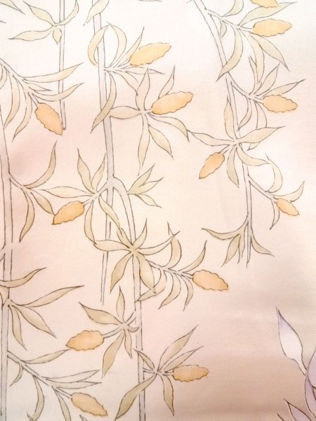 画像7: N0312A  女性用 小紋  シルク（正絹）  淡い 桃色, 花 【中古】 【USED】 【リサイクル】 ★★☆☆☆ (7)