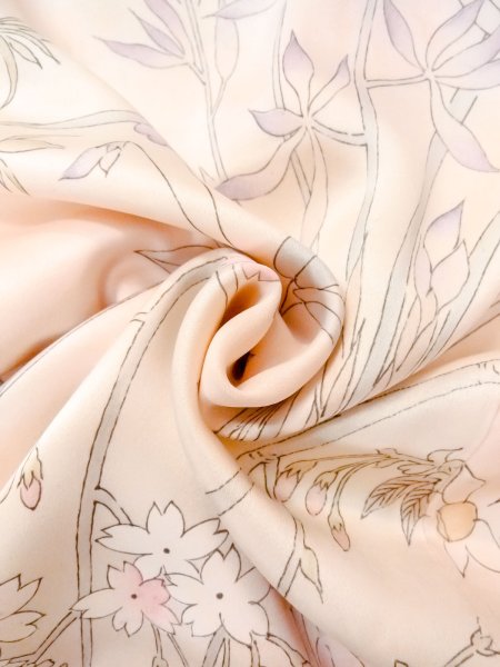 画像11: N0312A  女性用 小紋  シルク（正絹）  淡い 桃色, 花 【中古】 【USED】 【リサイクル】 ★★☆☆☆ (11)