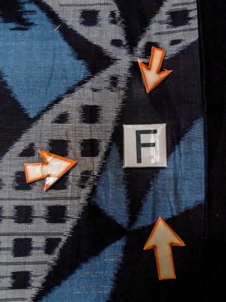 画像19: N0312G  女性用 単衣  シルク（正絹）   黒, 抽象的模様 【中古】 【USED】 【リサイクル】 ★☆☆☆☆ (19)