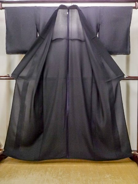 画像2: N0312R  女性用 喪服  シルク（正絹）   黒,  【中古】 【USED】 【リサイクル】 ★★☆☆☆ (2)